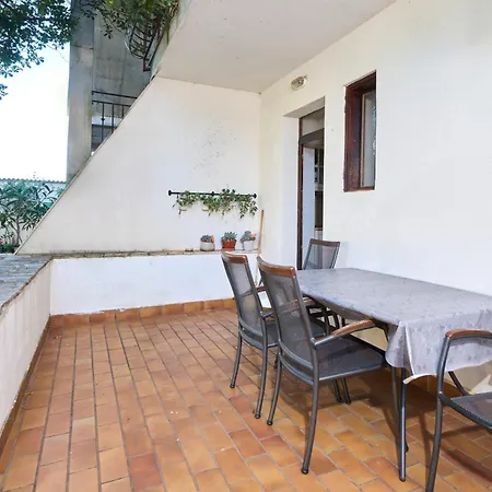 Linda Διαμέρισμα *